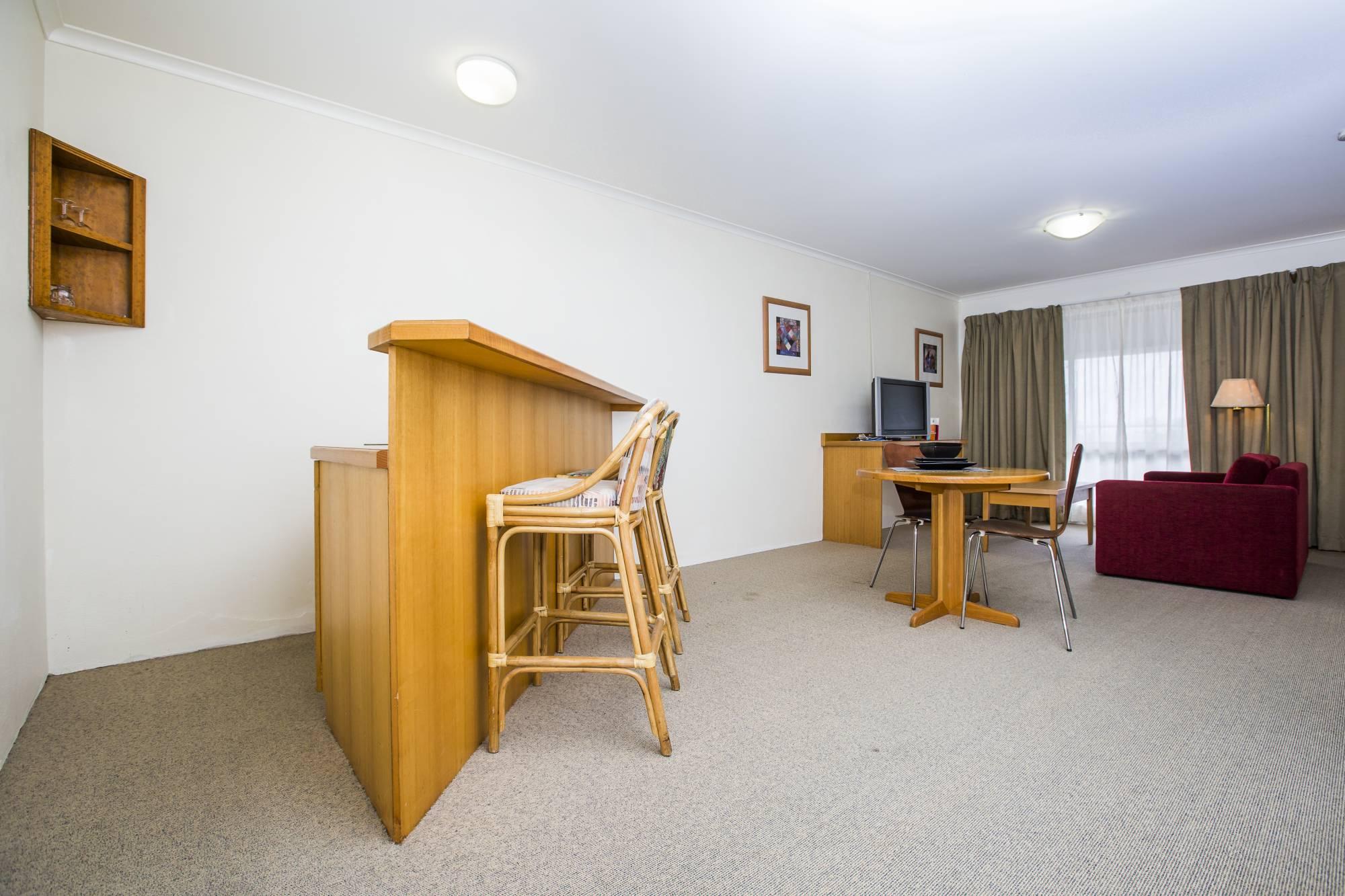 Ibis Styles Canberra Eagle Hawk Extérieur photo