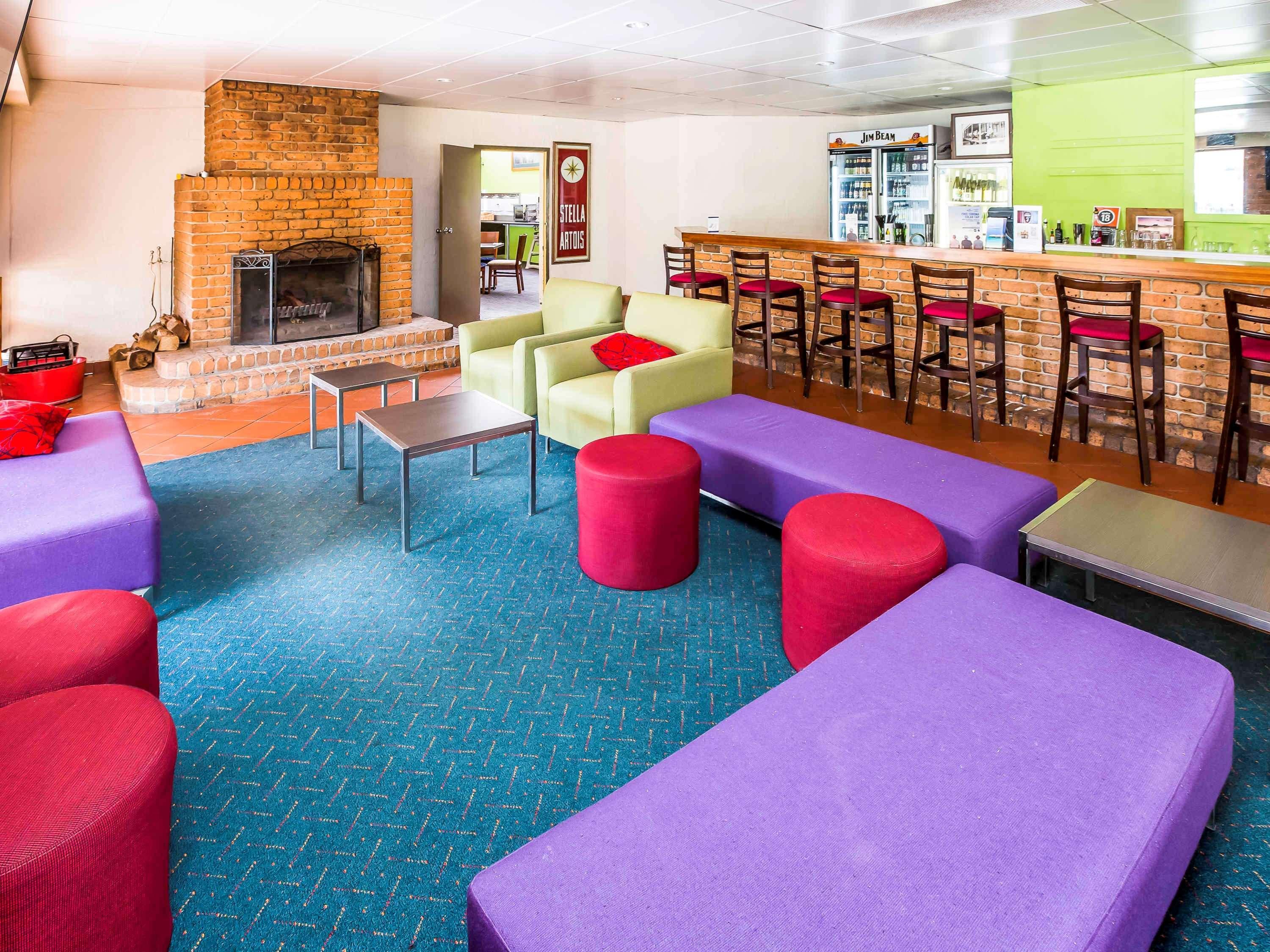 Ibis Styles Canberra Eagle Hawk Extérieur photo